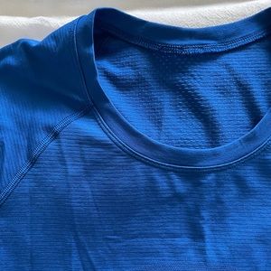 LULU swiftly tech SIZE 8